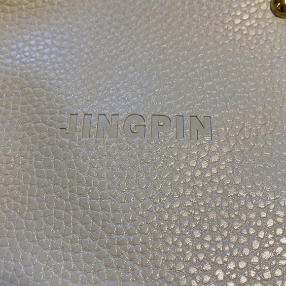 Jingpin Taupe Faux Leather Tote Bag with pouches NWOT - Picture 2 of 4